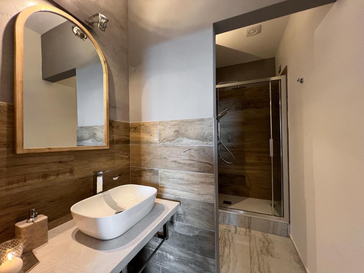 Holy-Day Rooms Milano Exterior foto