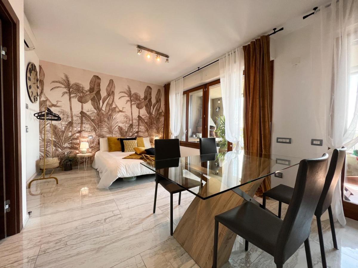 Holy-Day Rooms Milano Exterior foto